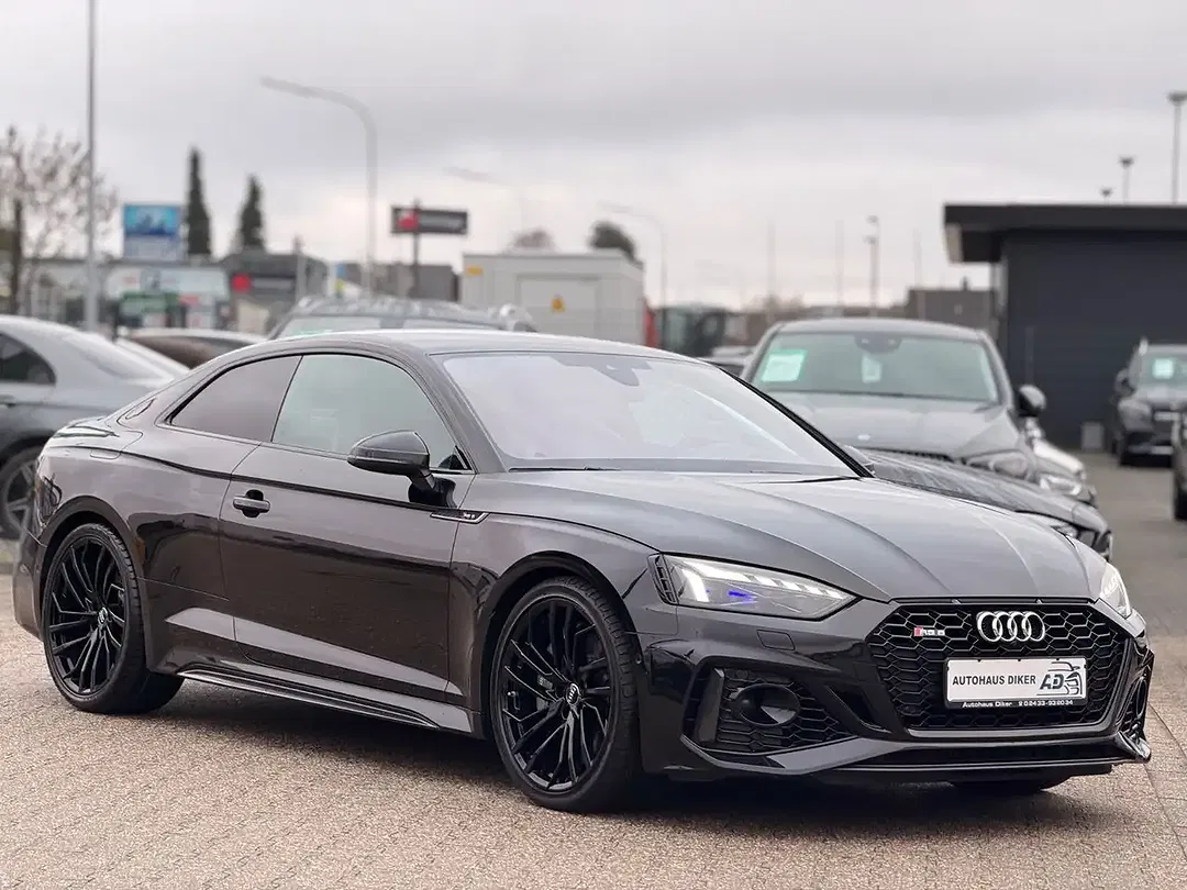 Audi RS5 - Thumbnail 2