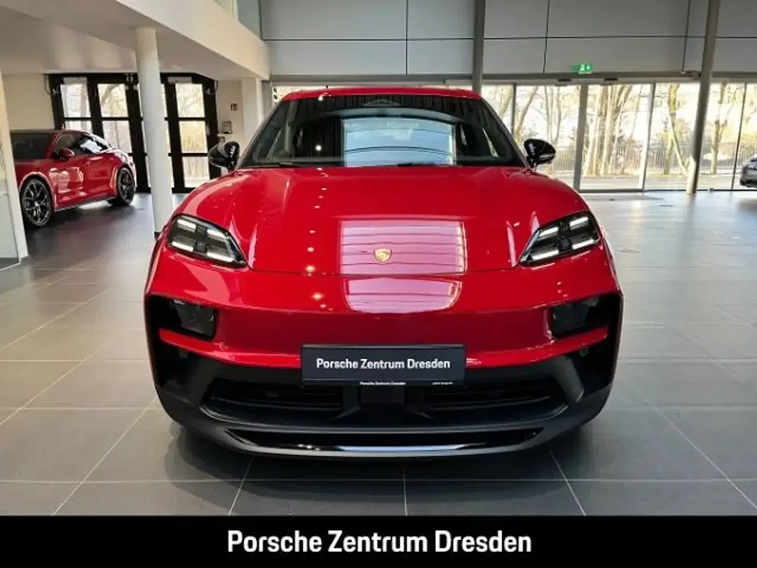 Porsche Macan - Thumbnail 11
