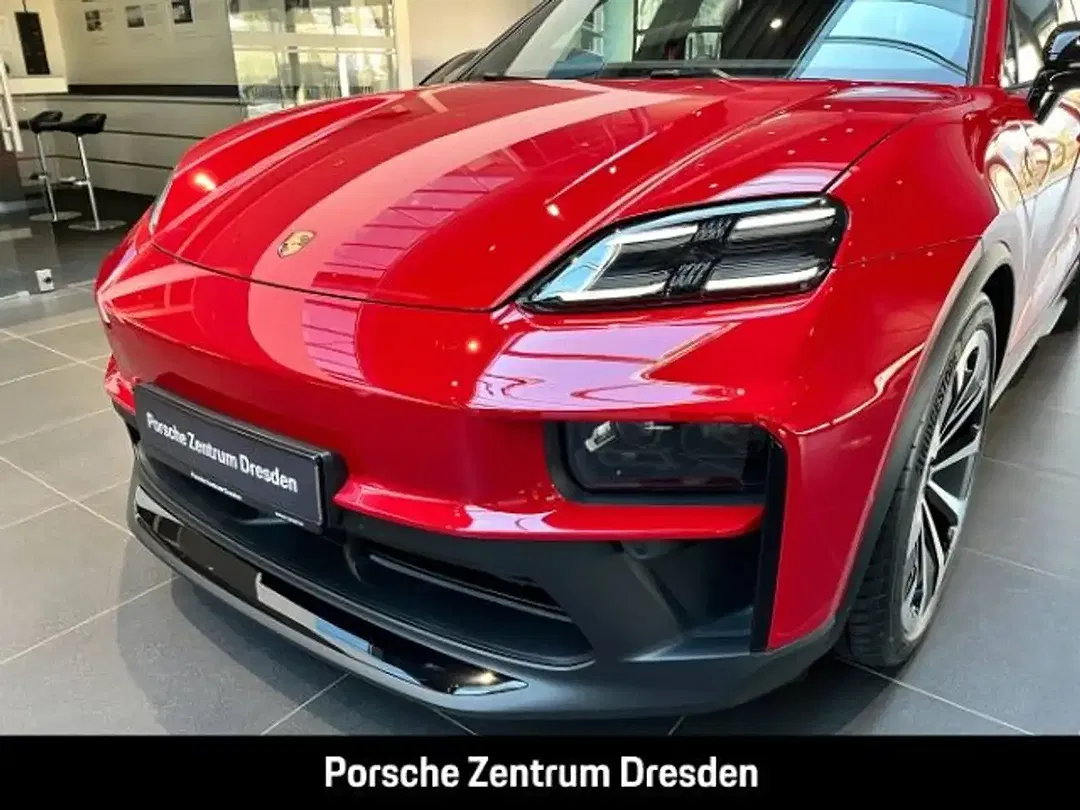 Porsche Macan - Thumbnail 12