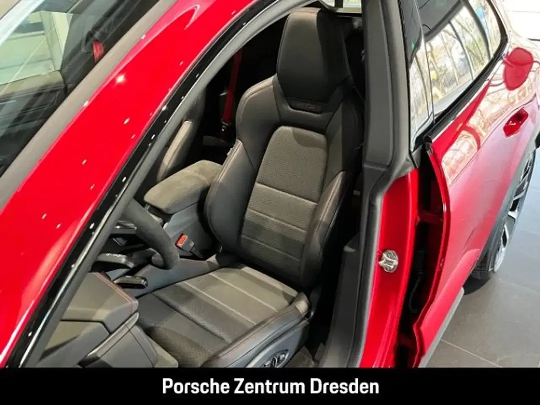 Porsche Macan - Thumbnail 5