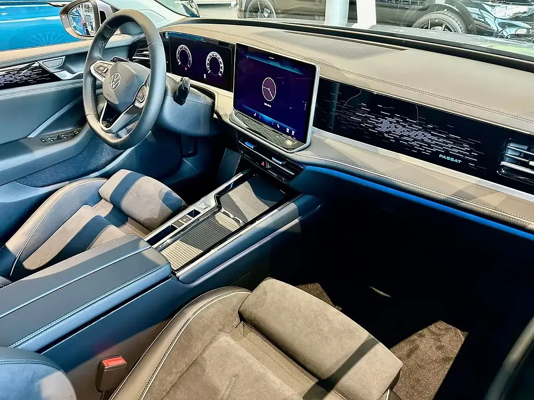 Volkswagen Passat Variant - Thumbnail 10