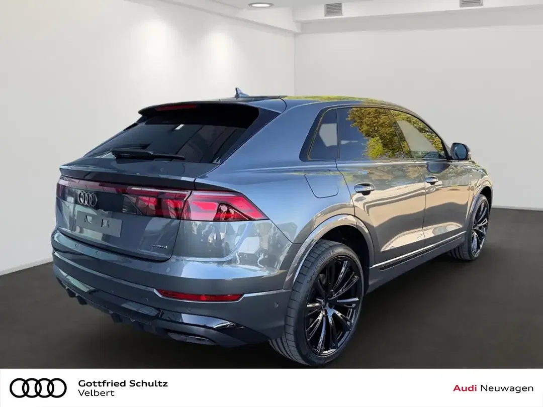 Audi Q8 - Thumbnail 4