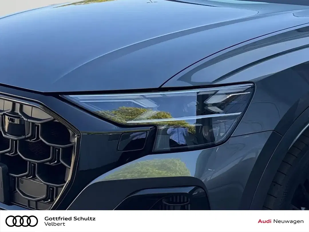 Audi Q8 - Thumbnail 5