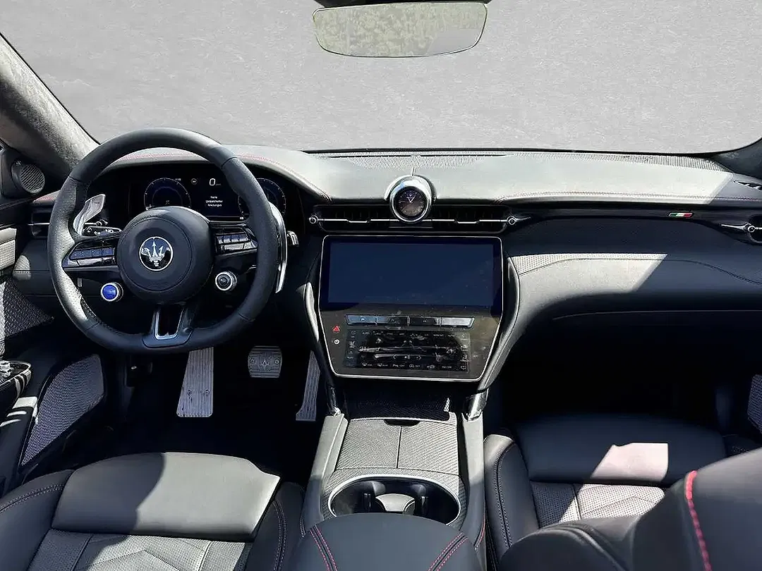 Maserati GranCabrio - Thumbnail 4