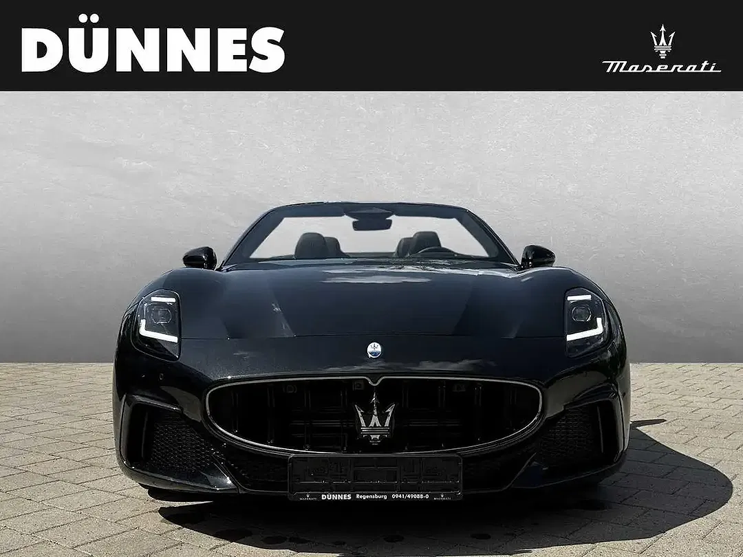 Maserati GranCabrio - Thumbnail 8