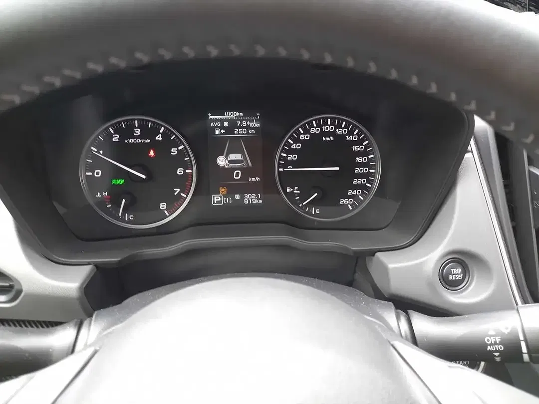 Subaru Crosstrek - Thumbnail 12