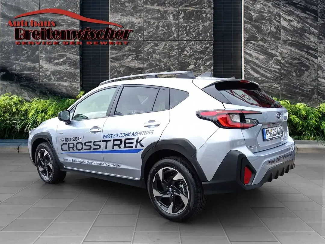 Subaru Crosstrek - Thumbnail 5