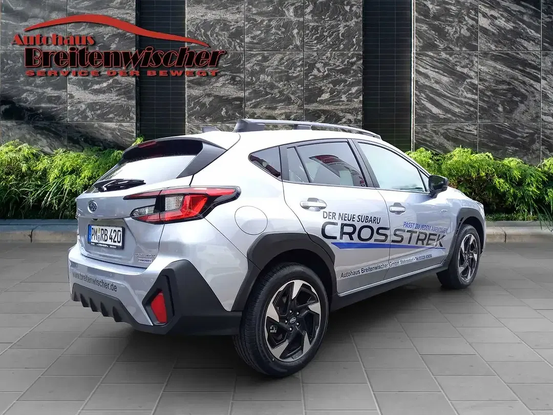 Subaru Crosstrek - Thumbnail 6