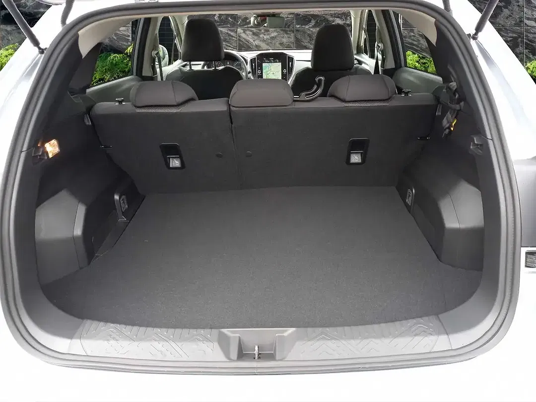 Subaru Crosstrek - Thumbnail 9
