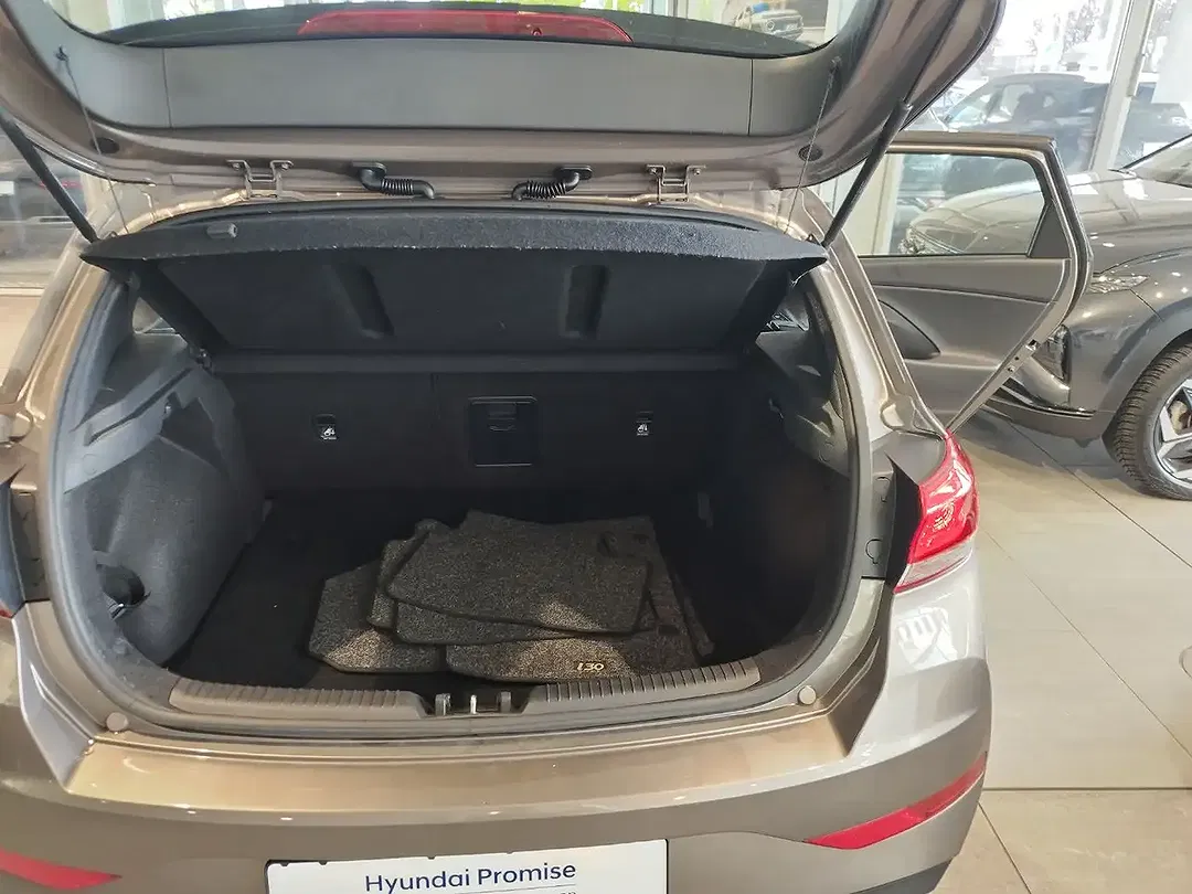 Hyundai i30 - Thumbnail 10