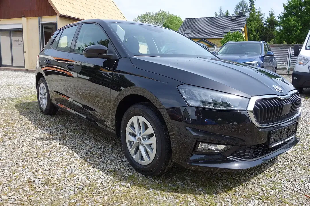 Skoda Fabia - Thumbnail 1