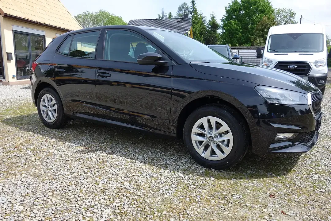 Skoda Fabia - Thumbnail 5