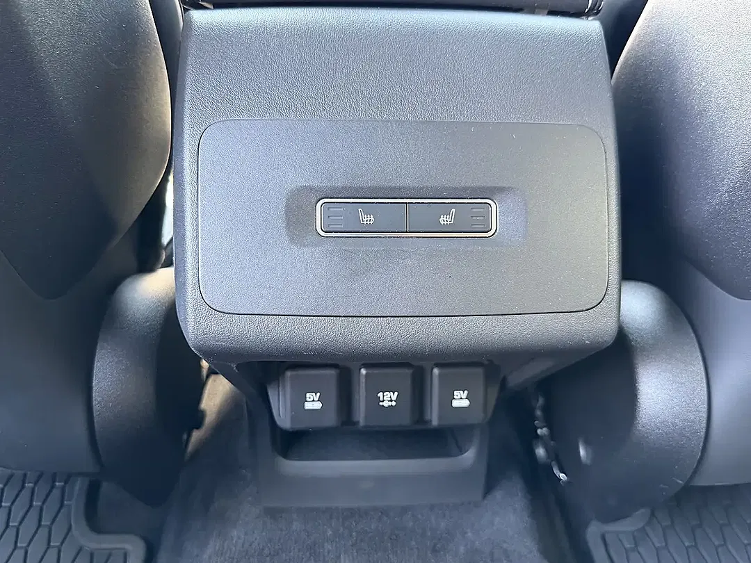 Jaguar I-Pace - Thumbnail 12