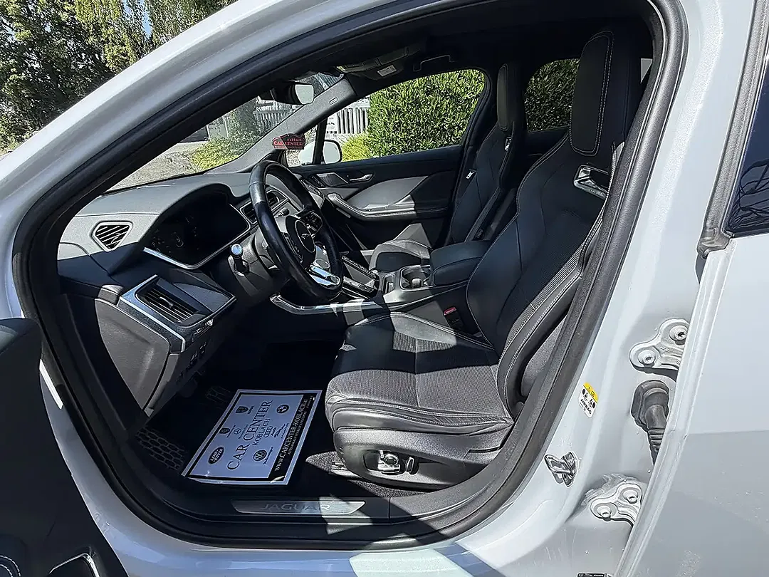 Jaguar I-Pace - Thumbnail 14