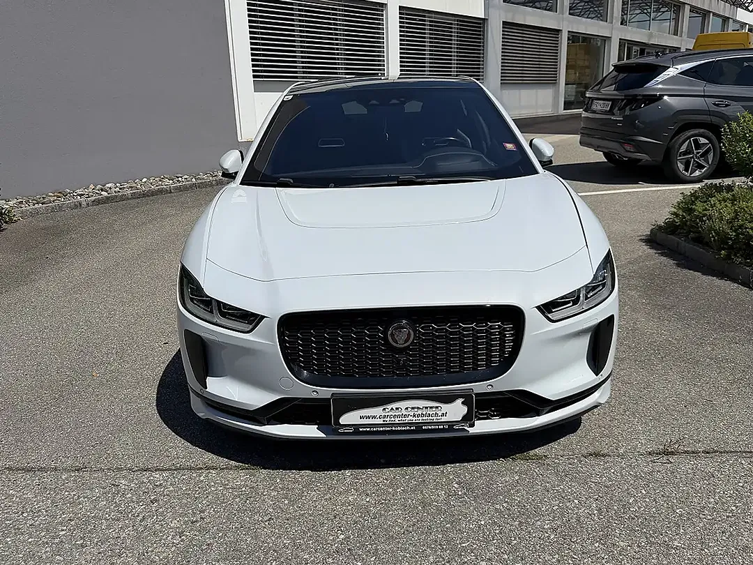 Jaguar I-Pace - Thumbnail 3