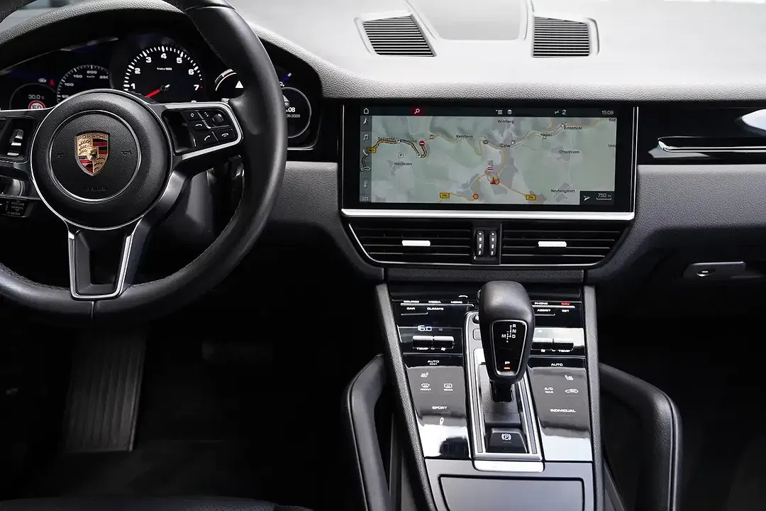 Porsche Cayenne - Thumbnail 11