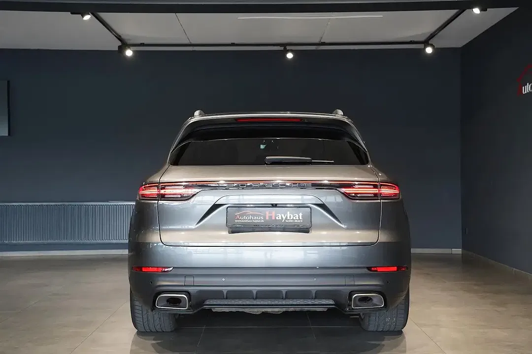 Porsche Cayenne - Thumbnail 7
