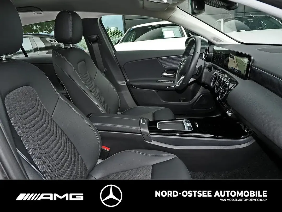 Mercedes-Benz A 180 - Thumbnail 10