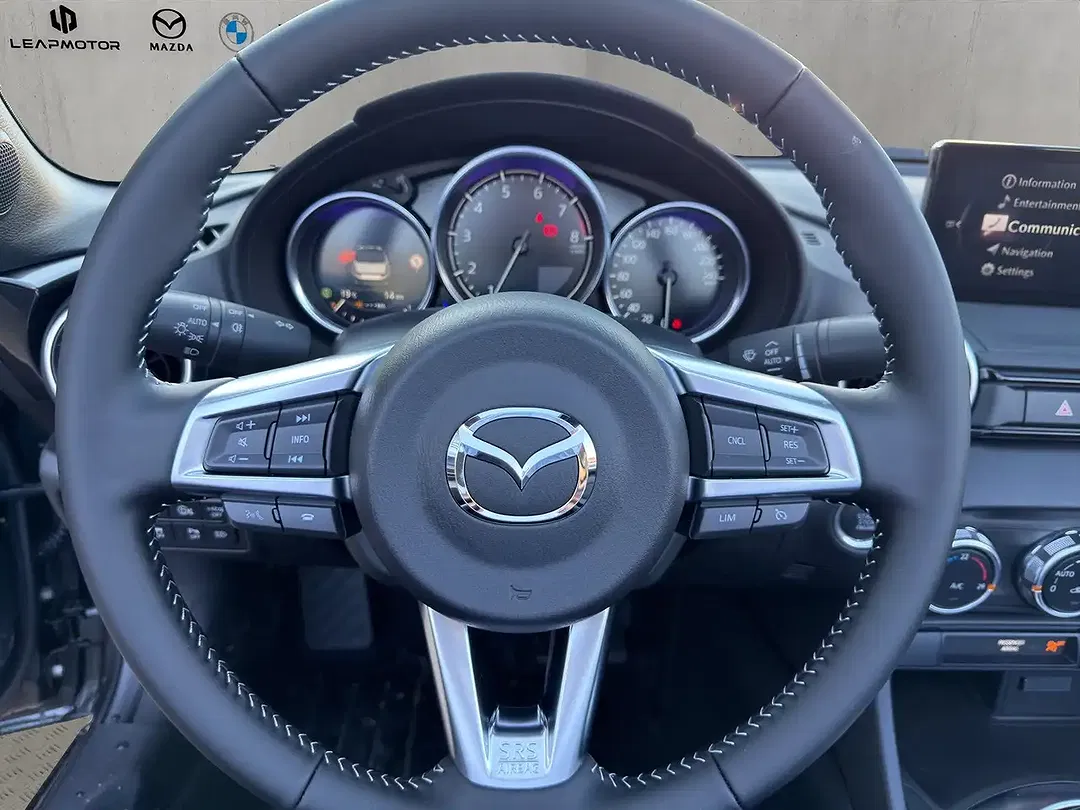 Mazda MX-5 - Thumbnail 12