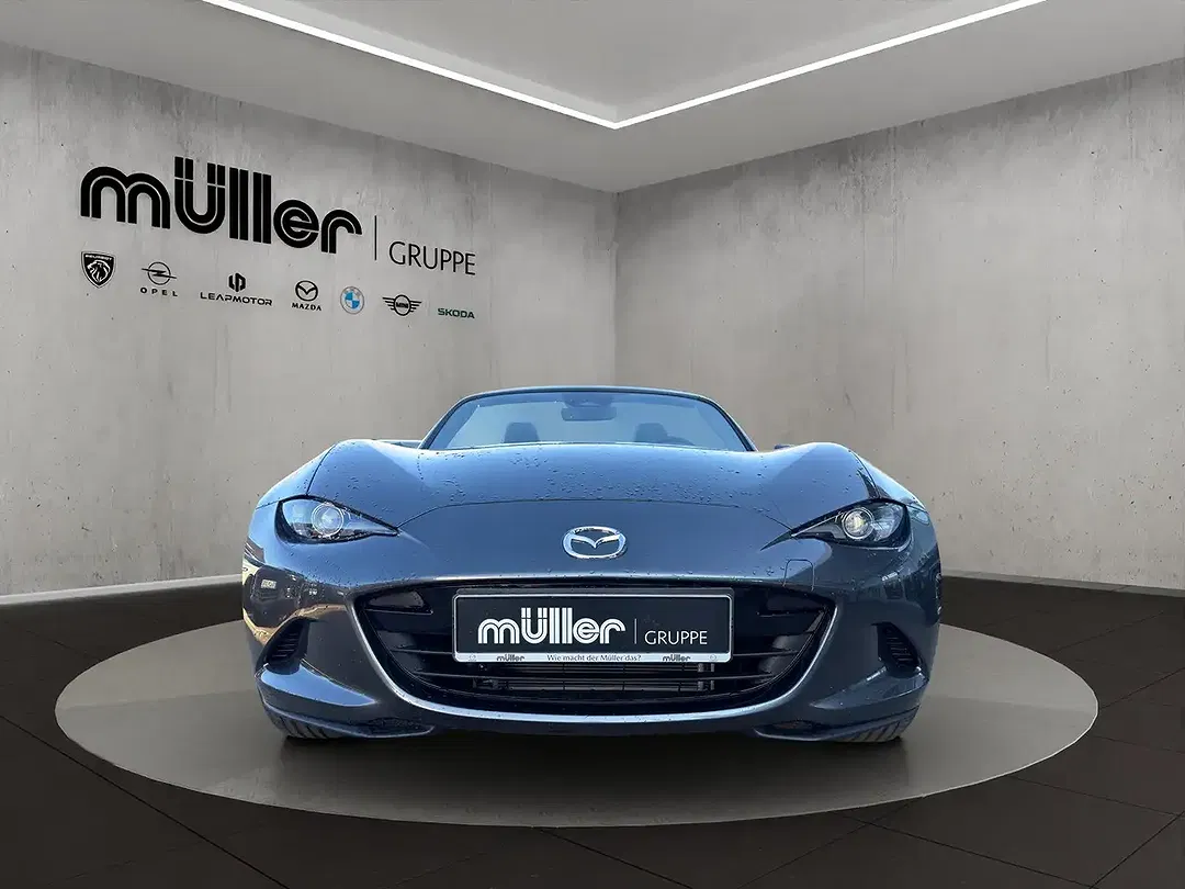 Mazda MX-5 - Thumbnail 3