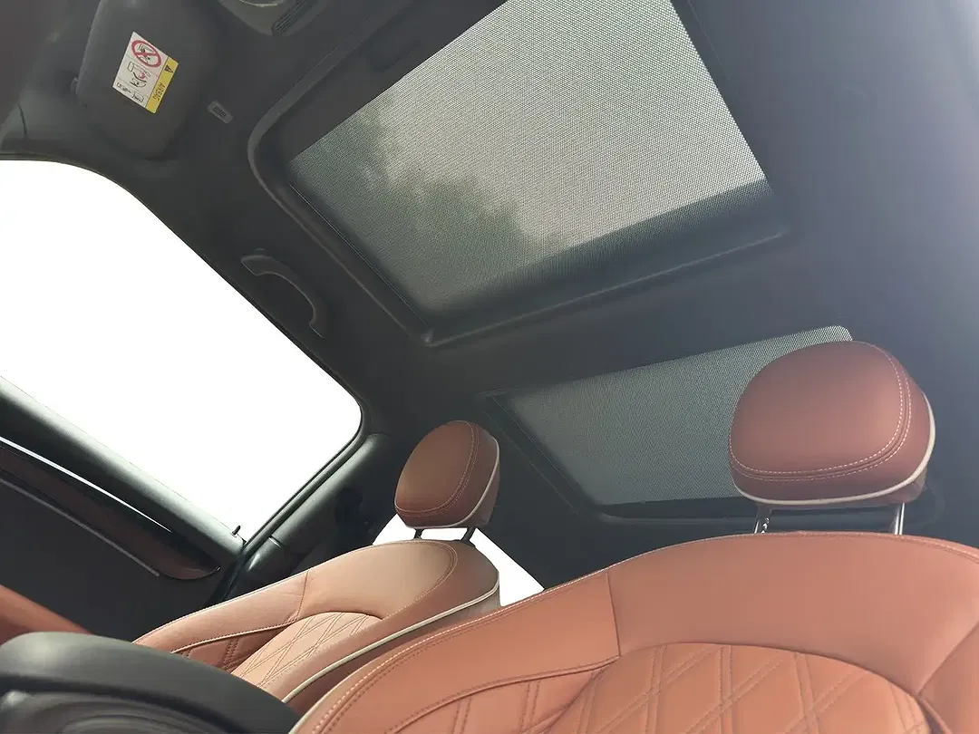 MINI Cooper SE - Thumbnail 11