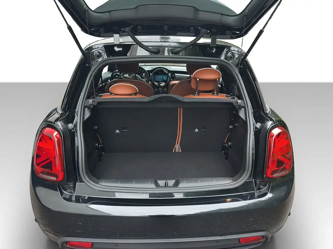 MINI Cooper SE - Thumbnail 13