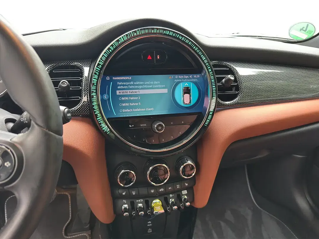 MINI Cooper SE - Thumbnail 9