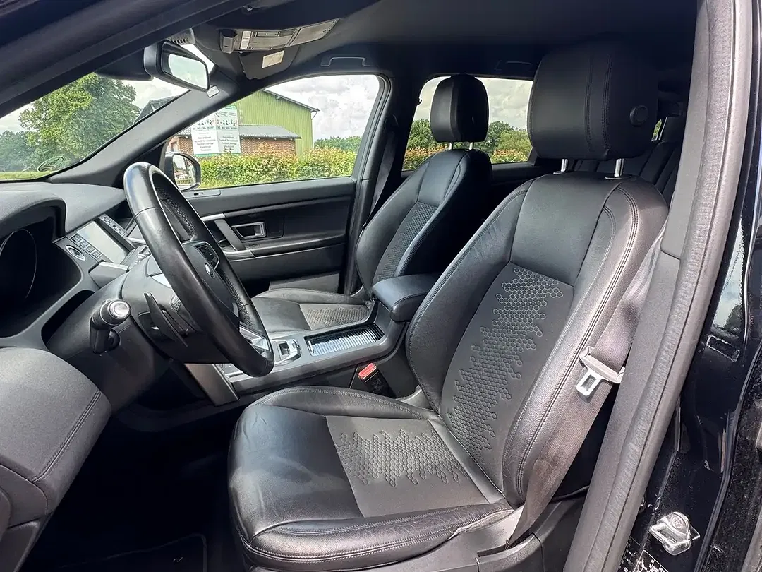 Land Rover Discovery Sport - Thumbnail 9
