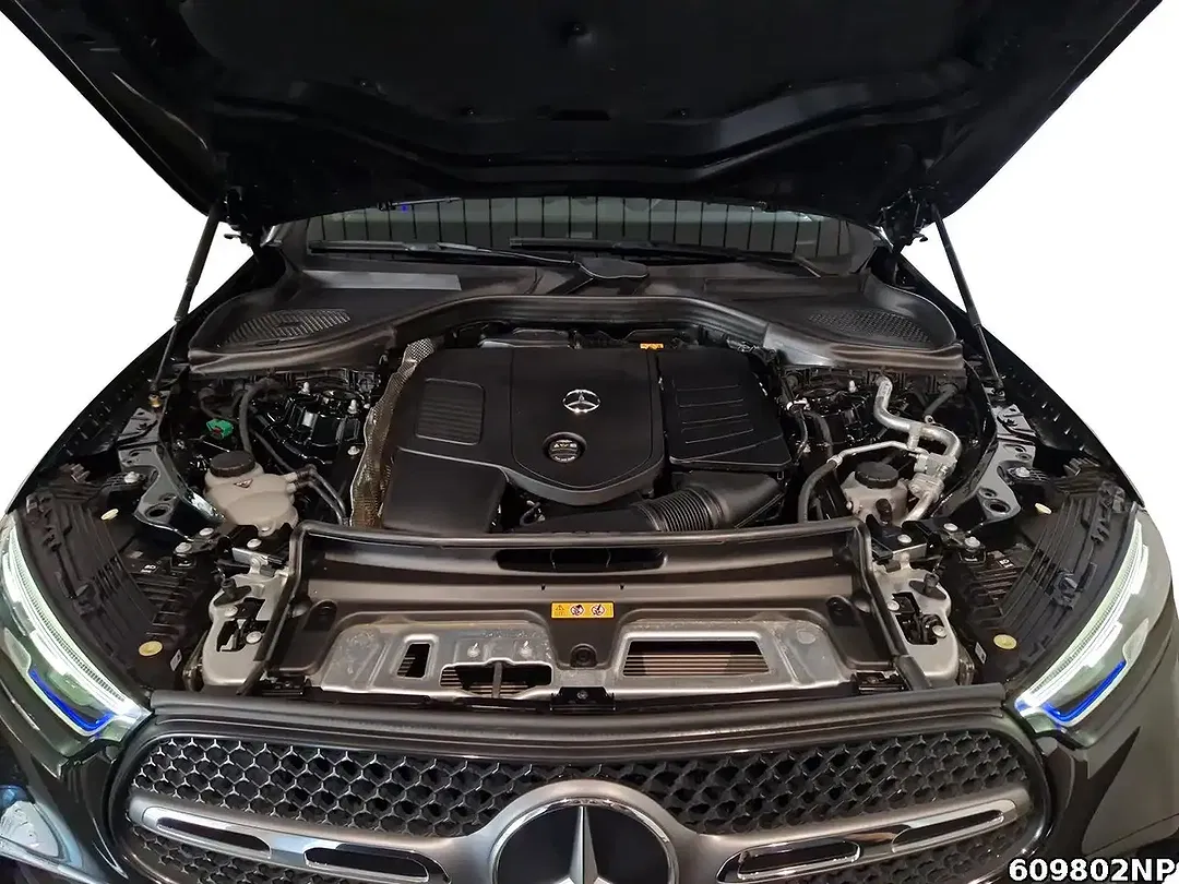 Mercedes-Benz GLC 300 - Thumbnail 7
