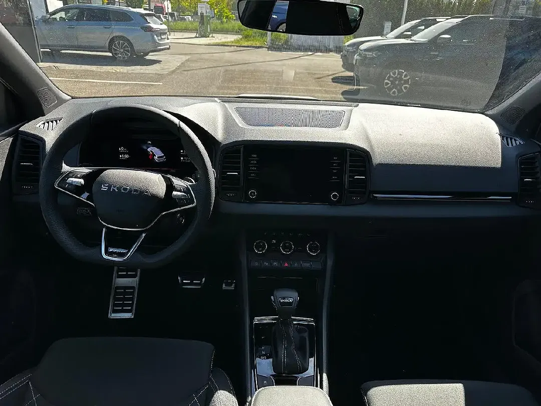 Skoda Karoq - Thumbnail 12