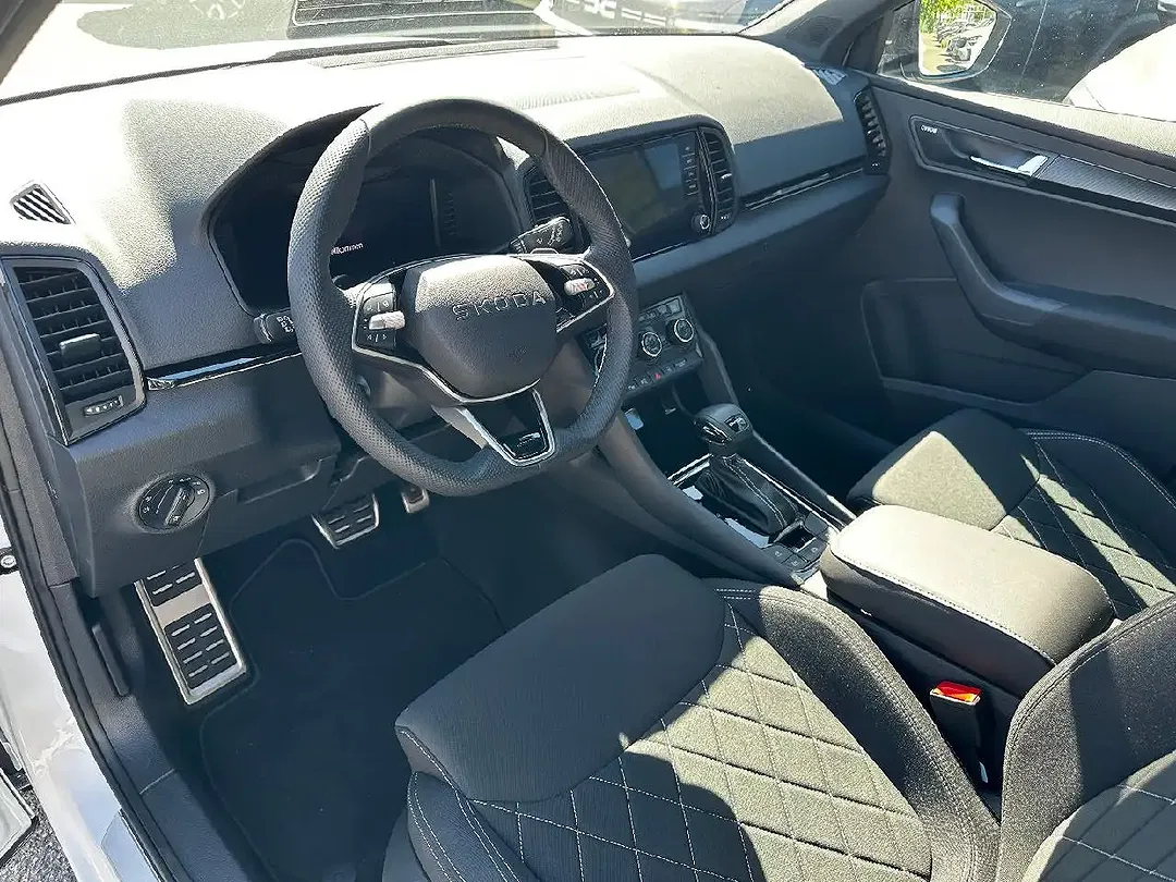 Skoda Karoq - Thumbnail 8
