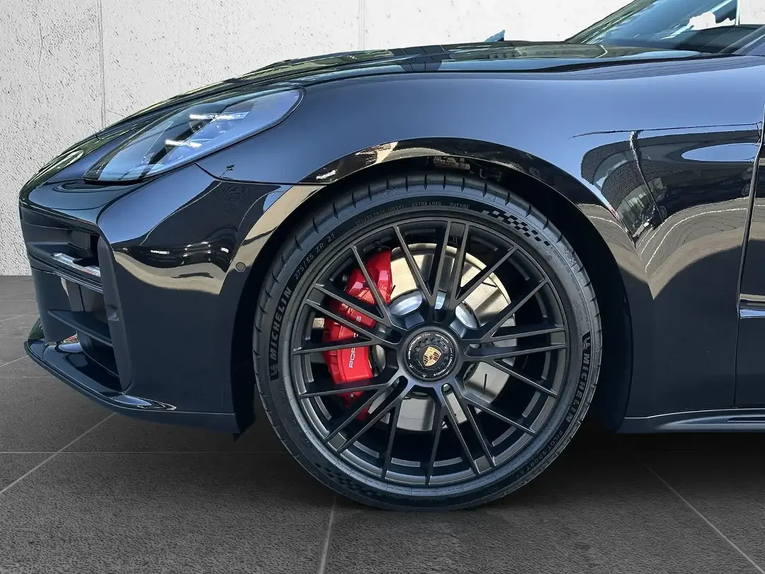Porsche Panamera - Thumbnail 6
