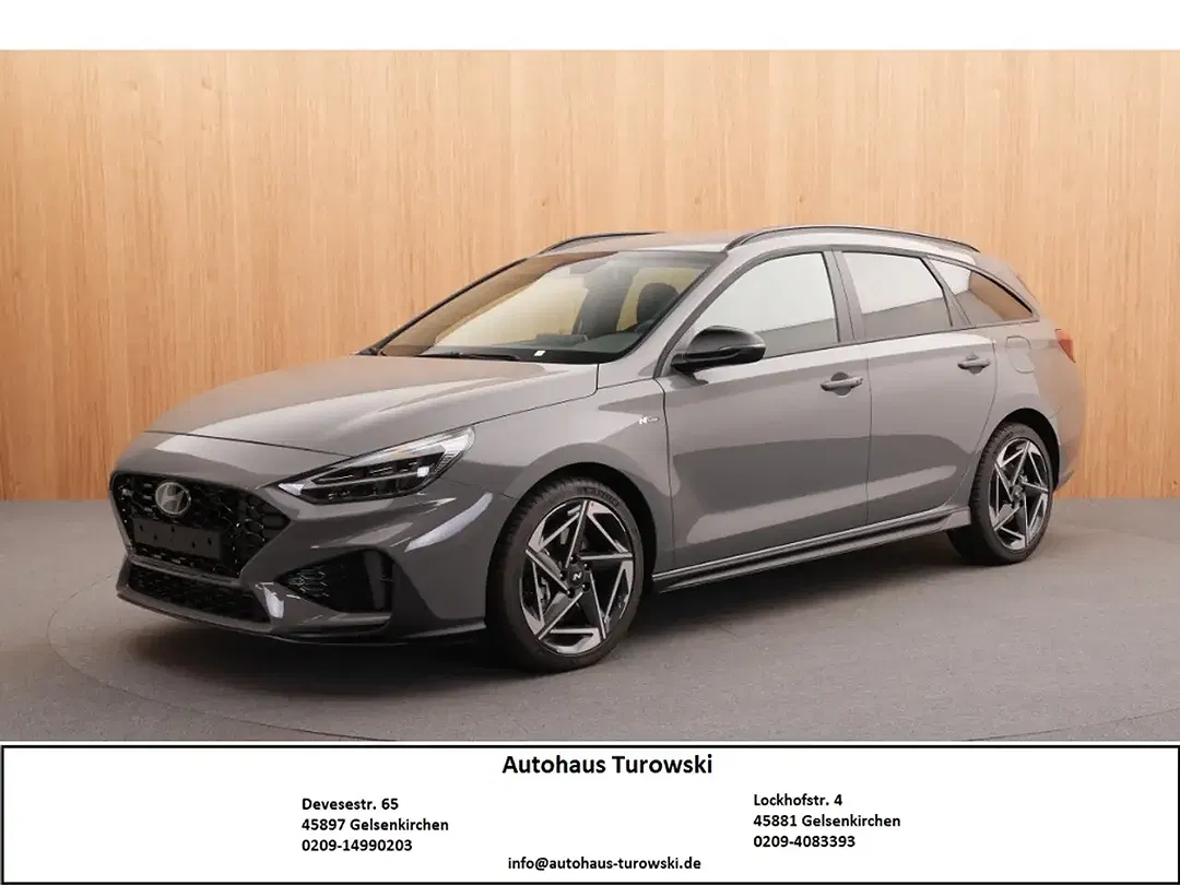 Hyundai i30 - Thumbnail 1