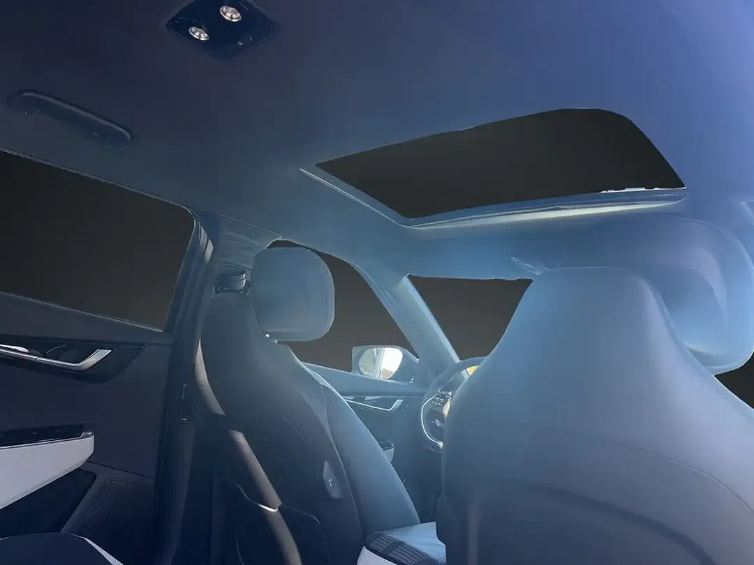 Kia EV6 - Thumbnail 15