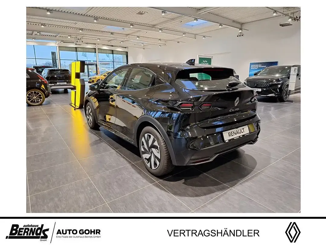 Renault Clio - Thumbnail 3