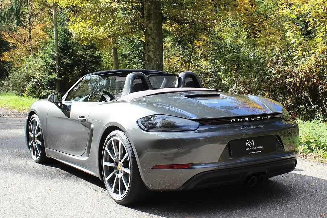 Porsche Boxster - Thumbnail 6
