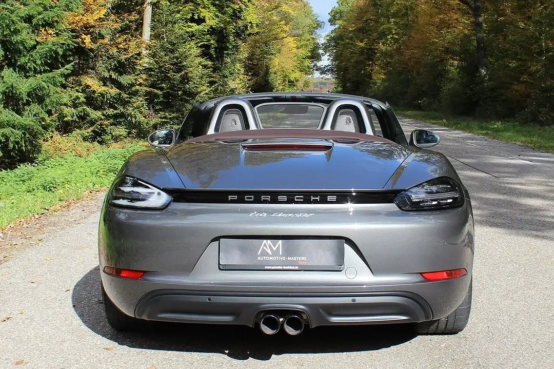 Porsche Boxster - Thumbnail 9