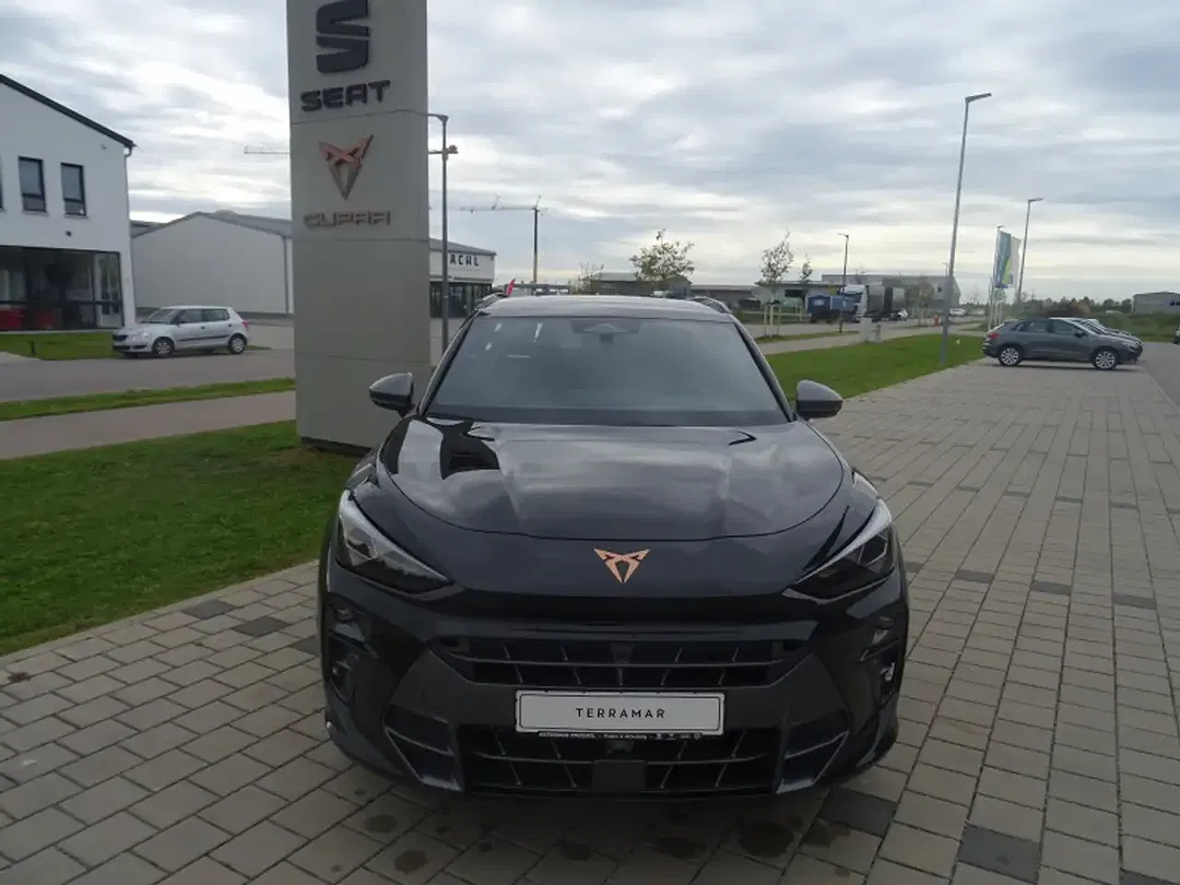 CUPRA Terramar - Thumbnail 2