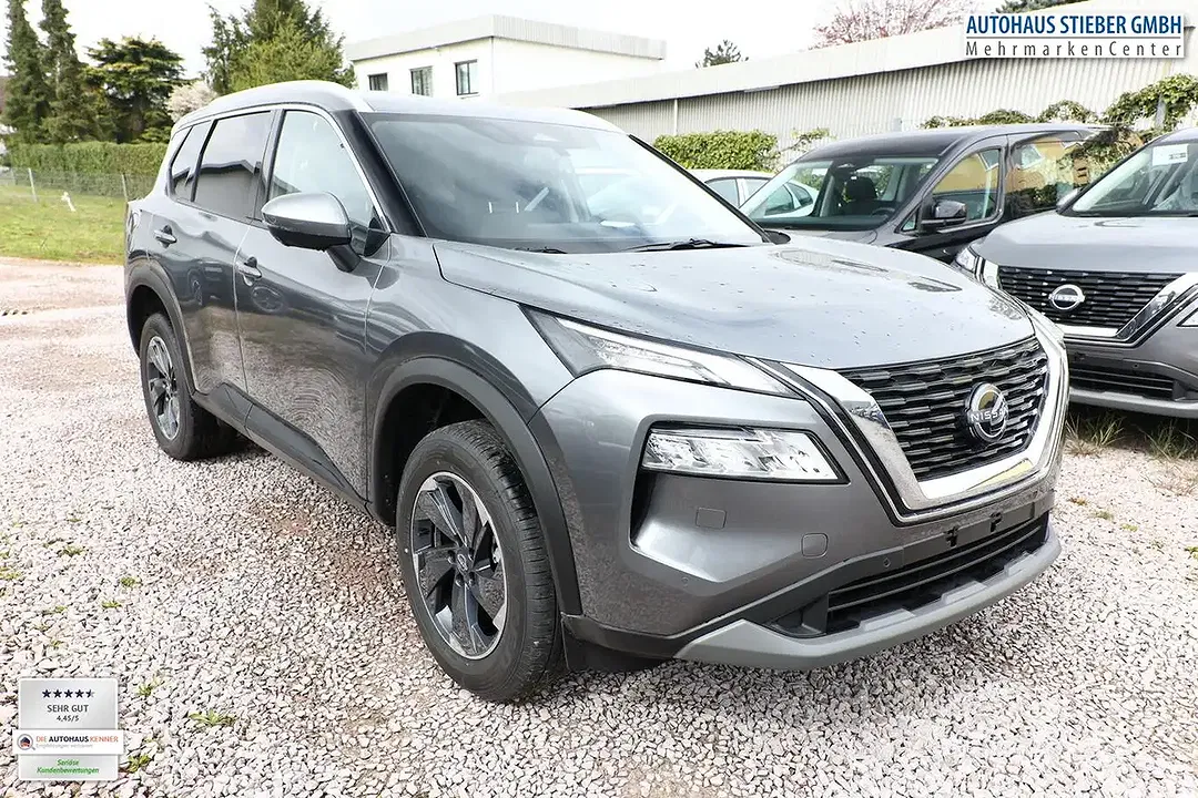Nissan X-Trail - Thumbnail 2
