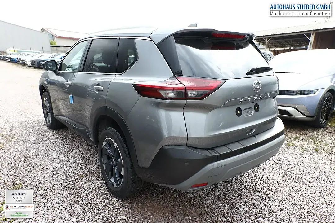 Nissan X-Trail - Thumbnail 4