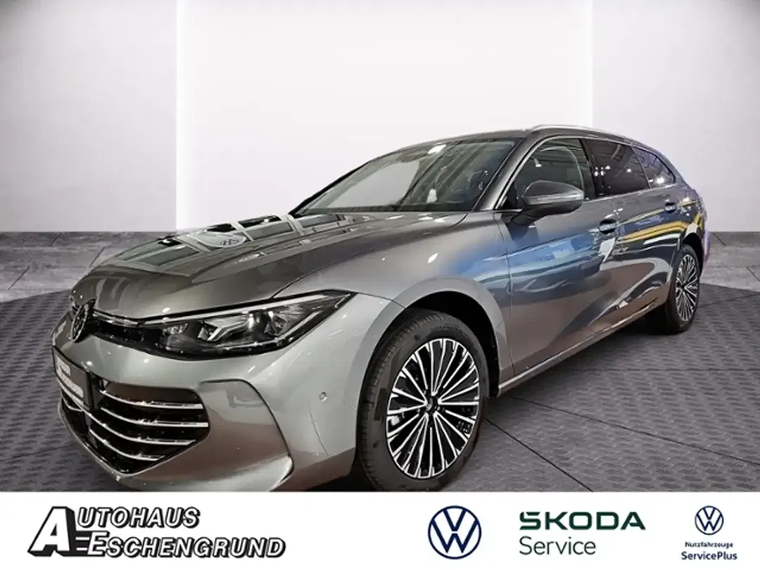 Volkswagen Passat Variant - Thumbnail 1
