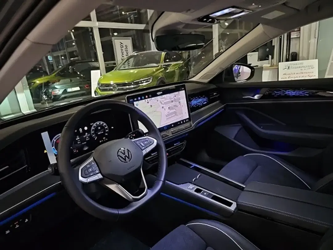 Volkswagen Passat Variant - Thumbnail 12