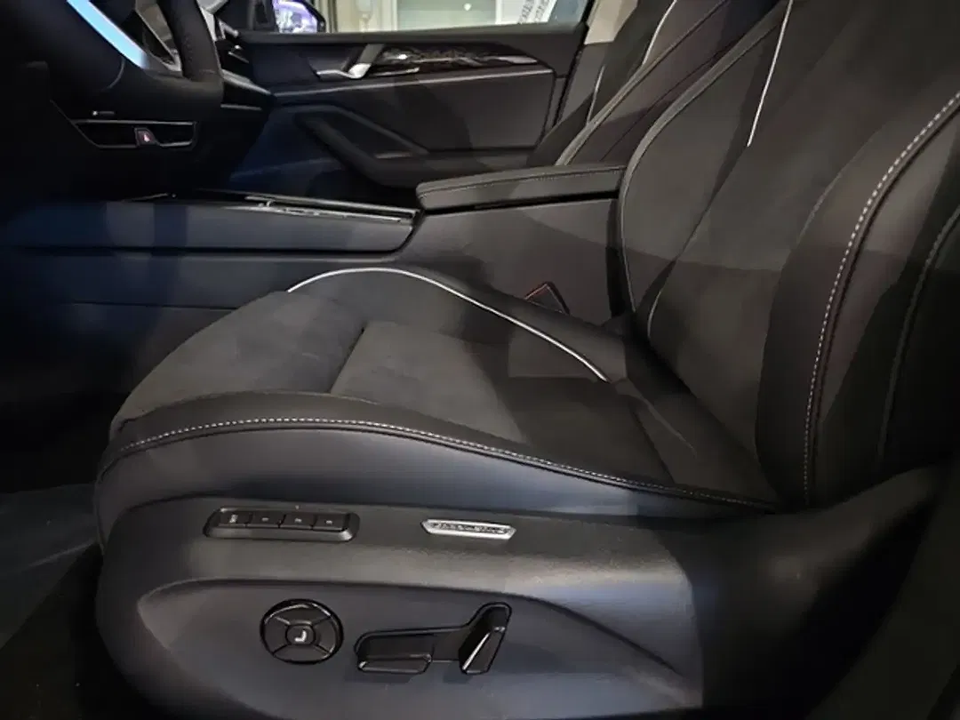 Volkswagen Passat Variant - Thumbnail 13