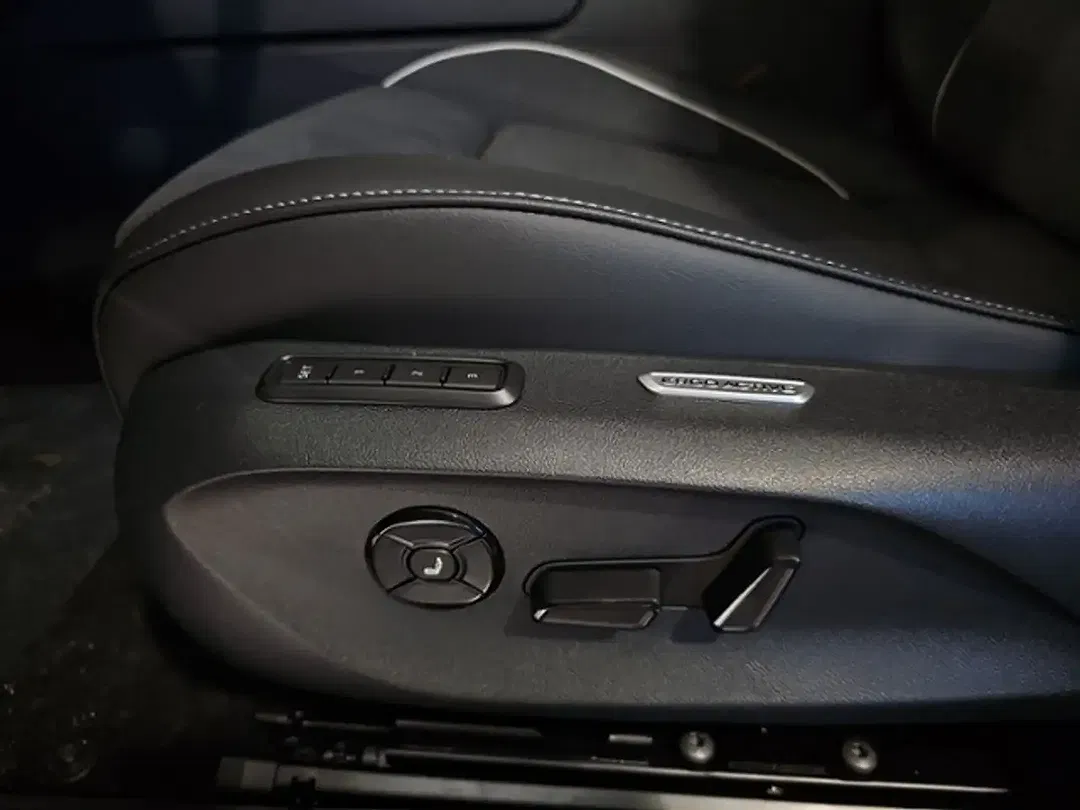 Volkswagen Passat Variant - Thumbnail 15