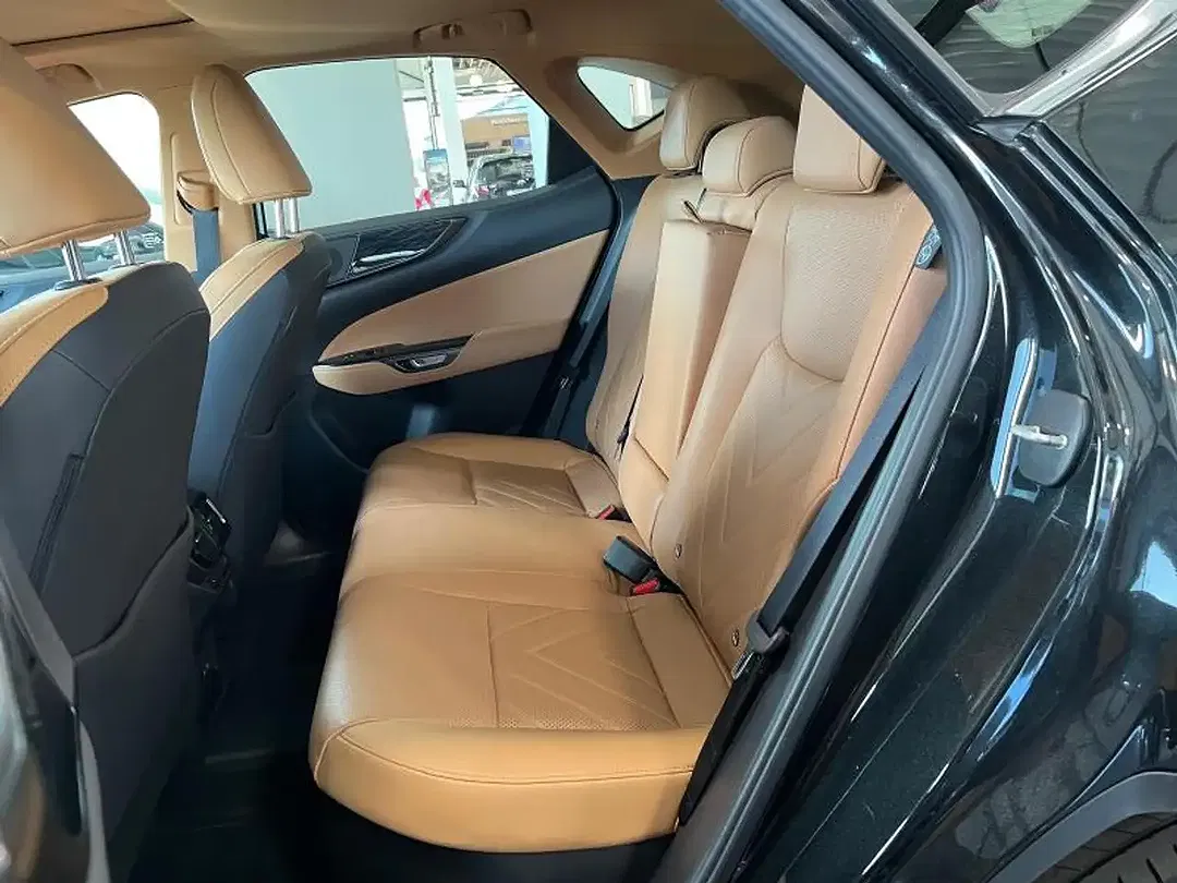 Lexus NX 450h+ - Thumbnail 13