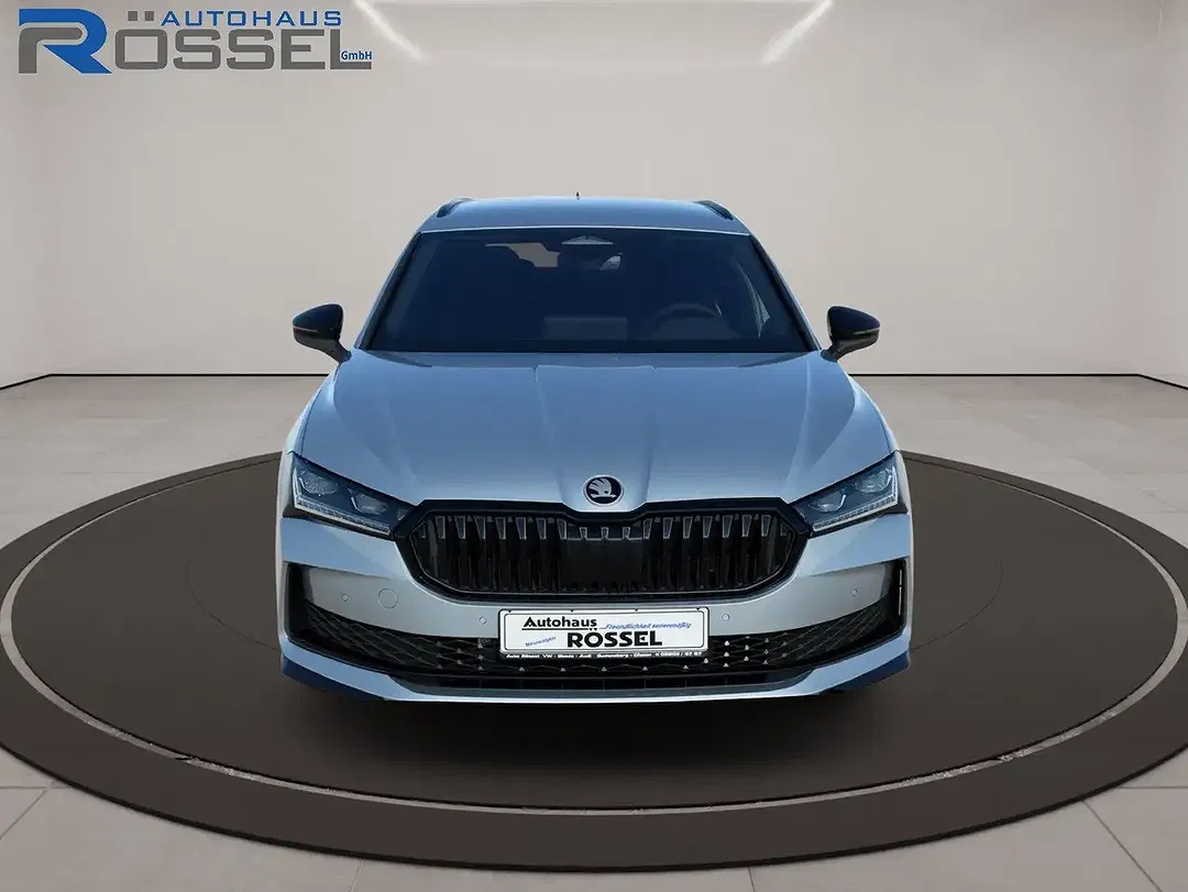 Skoda Superb - Thumbnail 2