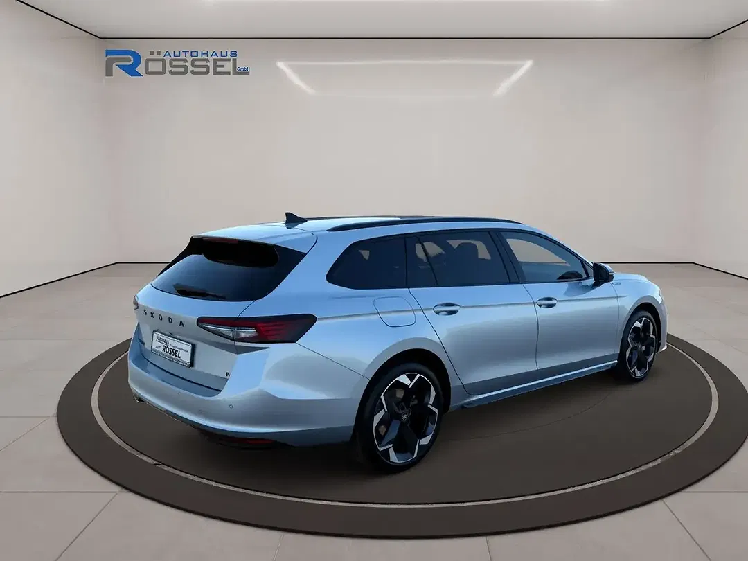 Skoda Superb - Thumbnail 6