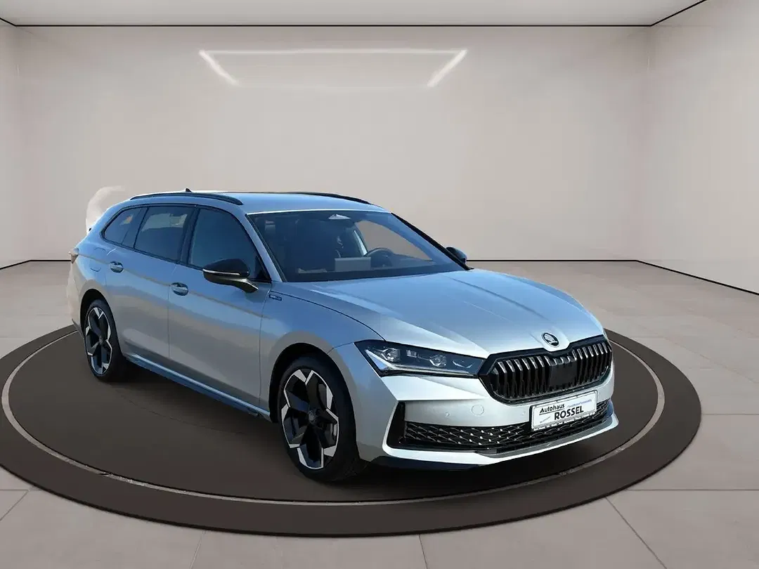 Skoda Superb - Thumbnail 8