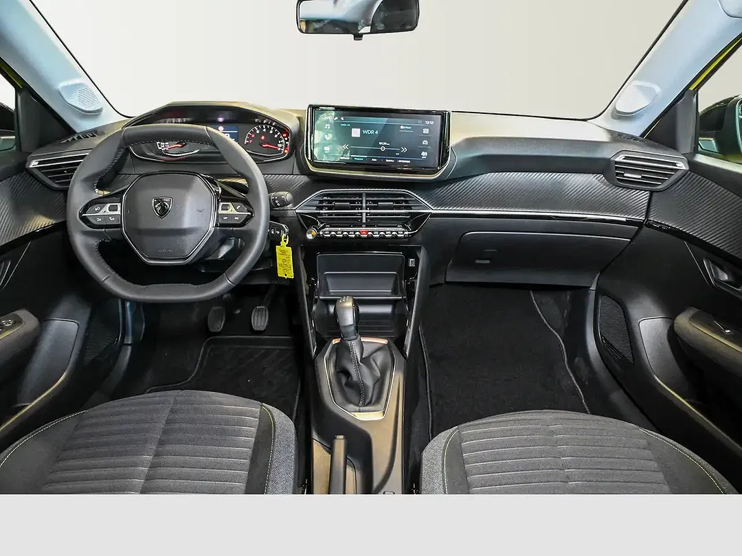 Peugeot 208 - Thumbnail 2