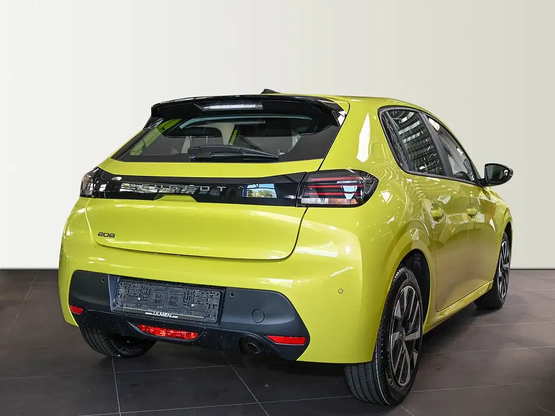 Peugeot 208 - Thumbnail 3